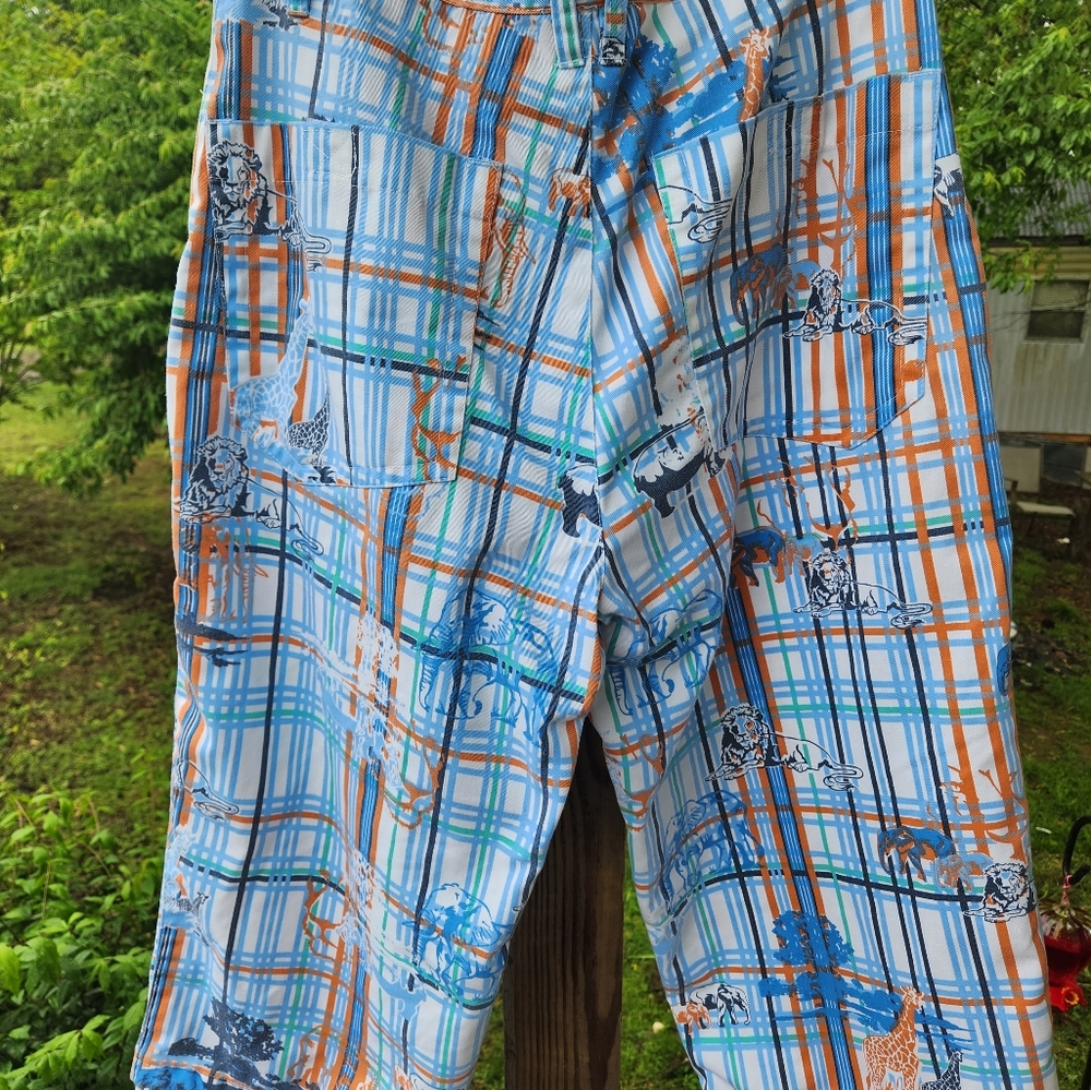 RAW CAPRIS